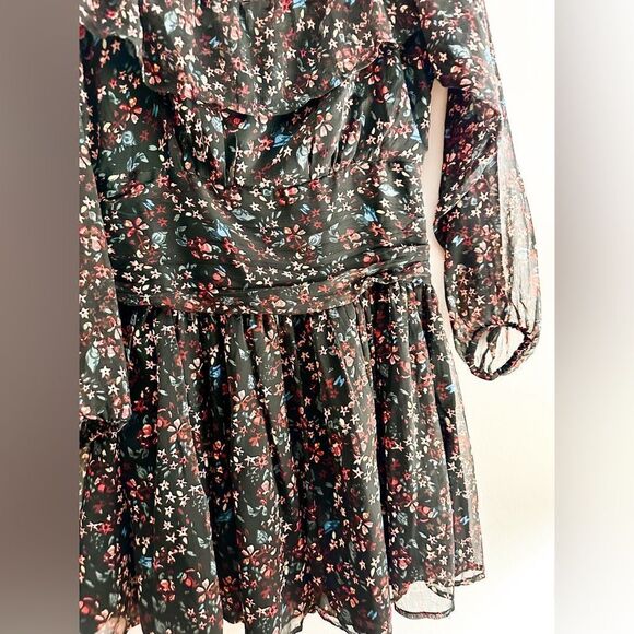 Urban Outfitters Elaine off the shoulder floral dress - Picture 4 of 9